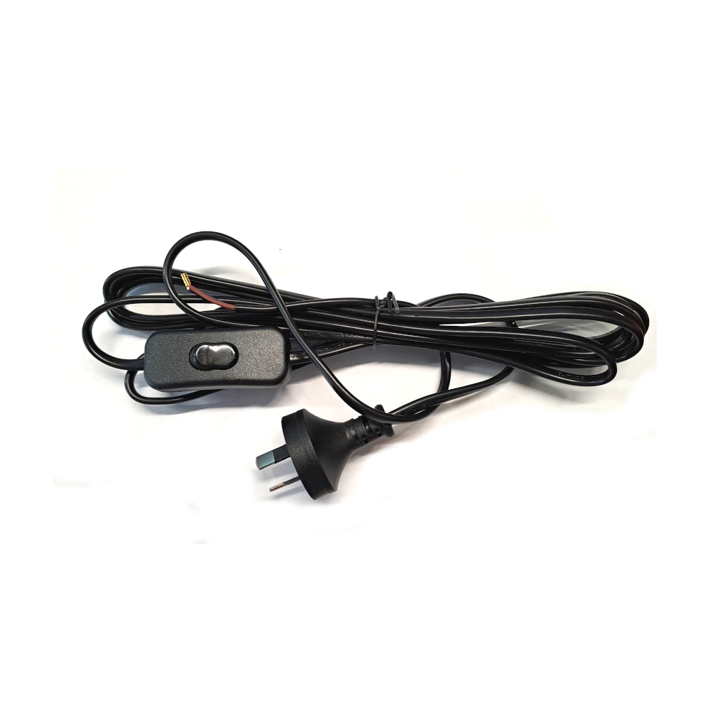 Product image of 3m cable with plug and inline switch
